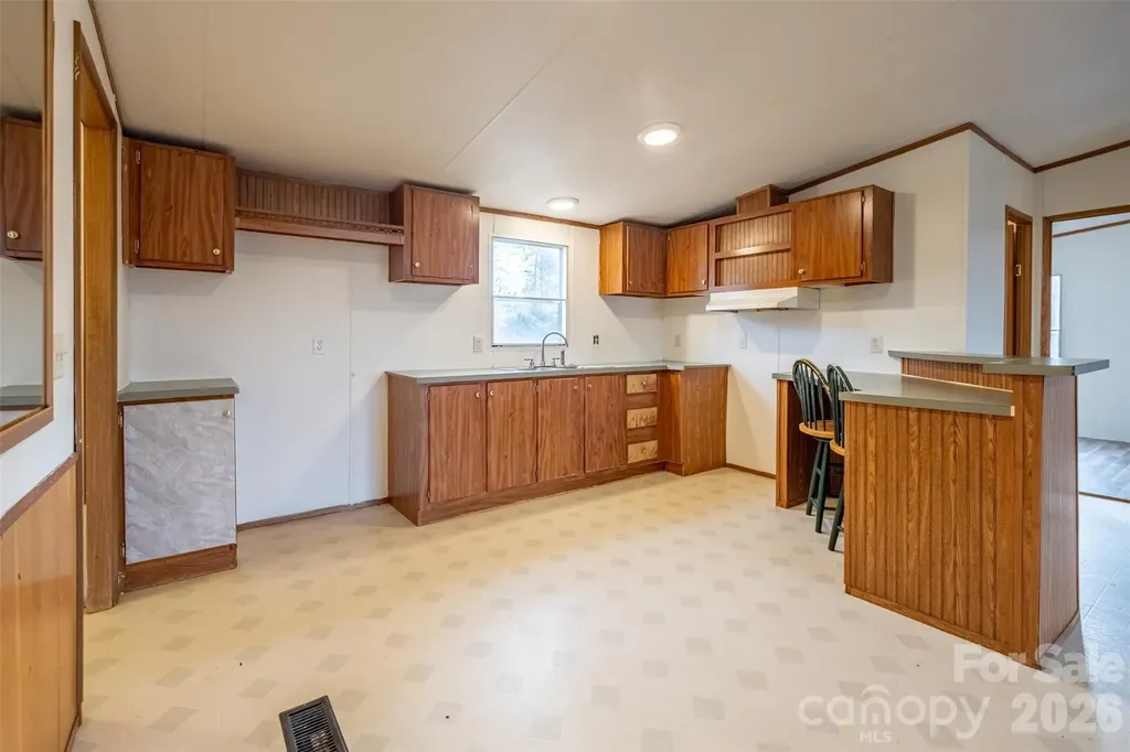 1305 Thunder Run Road Boonville NC 27011