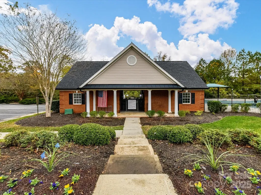 8004 Penman Springs Drive Waxhaw NC 28173
