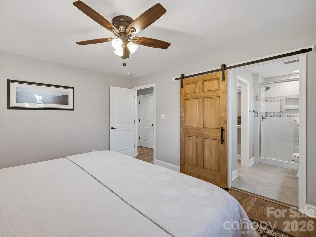 3869 Crab Creek Road Penrose NC 28739