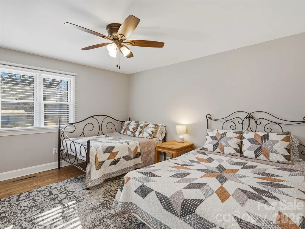 3869 Crab Creek Road Penrose NC 28739