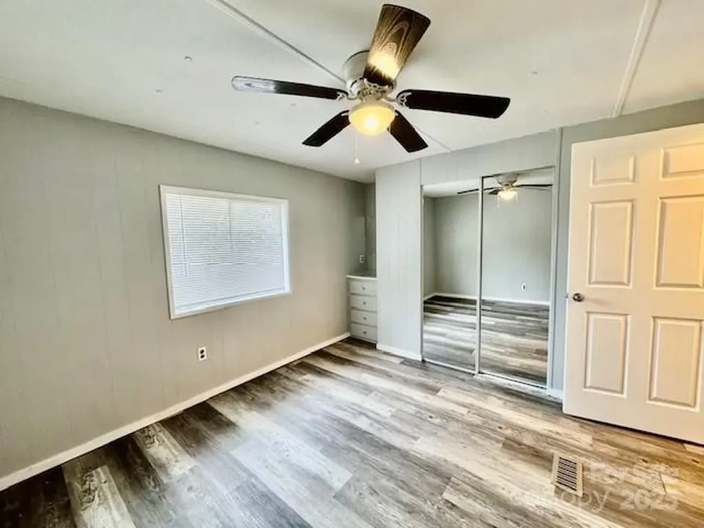 350 39th Street Place SW Hickory NC 28602
