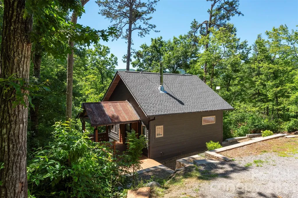 115 Bartram Way Black Mountain NC 28711