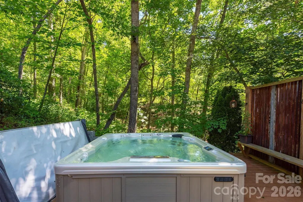 115 Bartram Way Black Mountain NC 28711