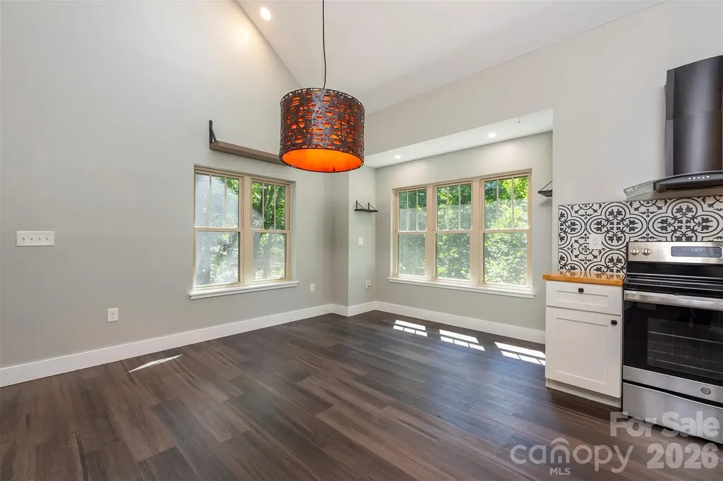115 Bartram Way Black Mountain NC 28711