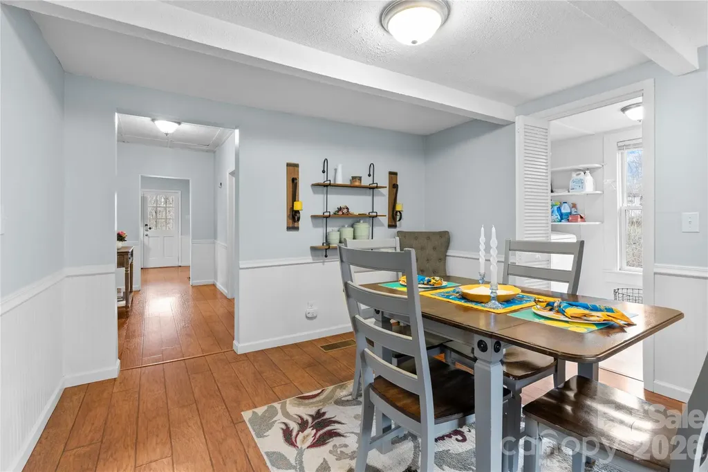 23 Maxwell Road Asheville NC 28805