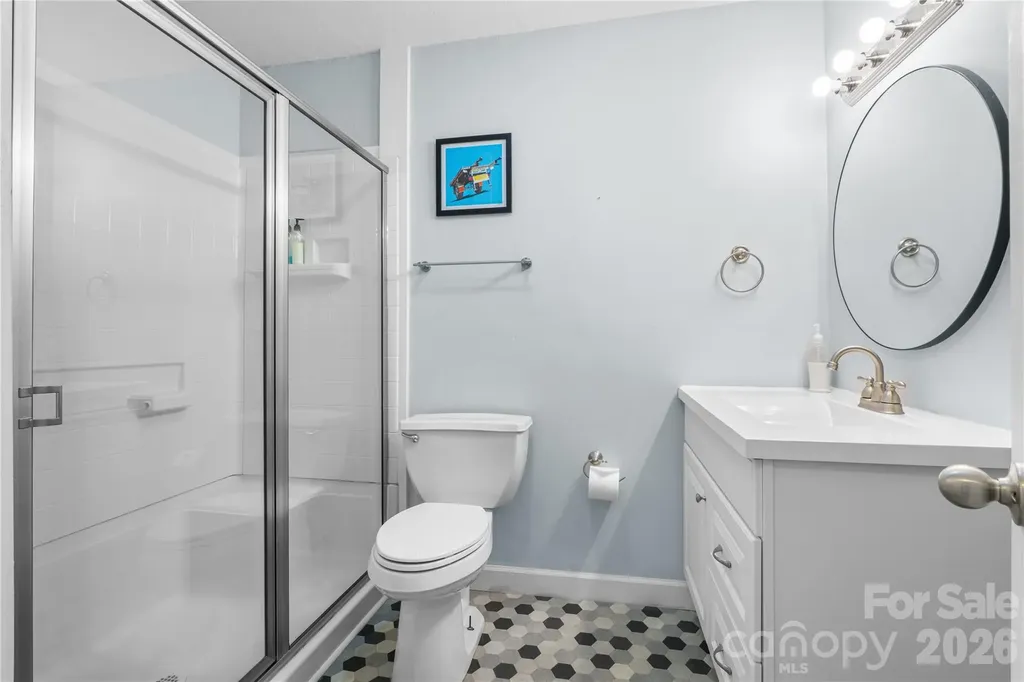 23 Maxwell Road Asheville NC 28805