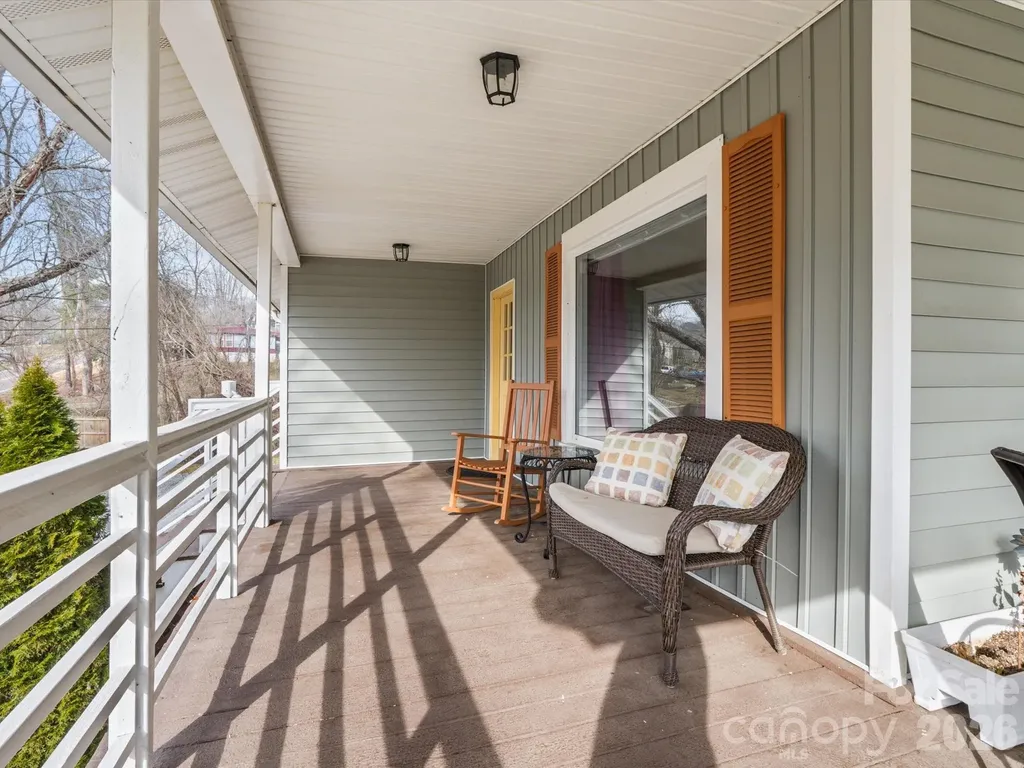 23 Maxwell Road Asheville NC 28805