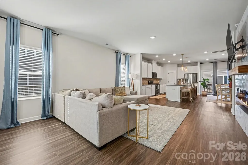4012 Yucca Alley Charlotte NC 28217
