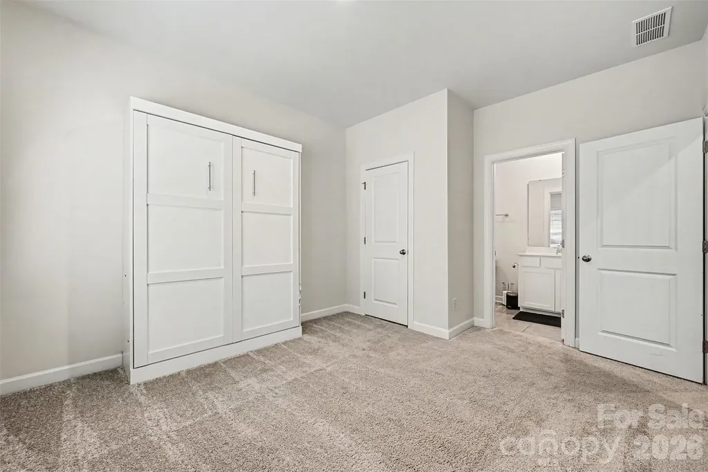 4012 Yucca Alley Charlotte NC 28217