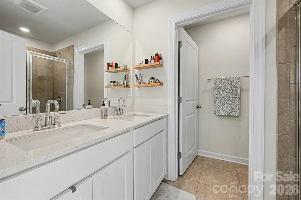 4012 Yucca Alley Charlotte NC 28217