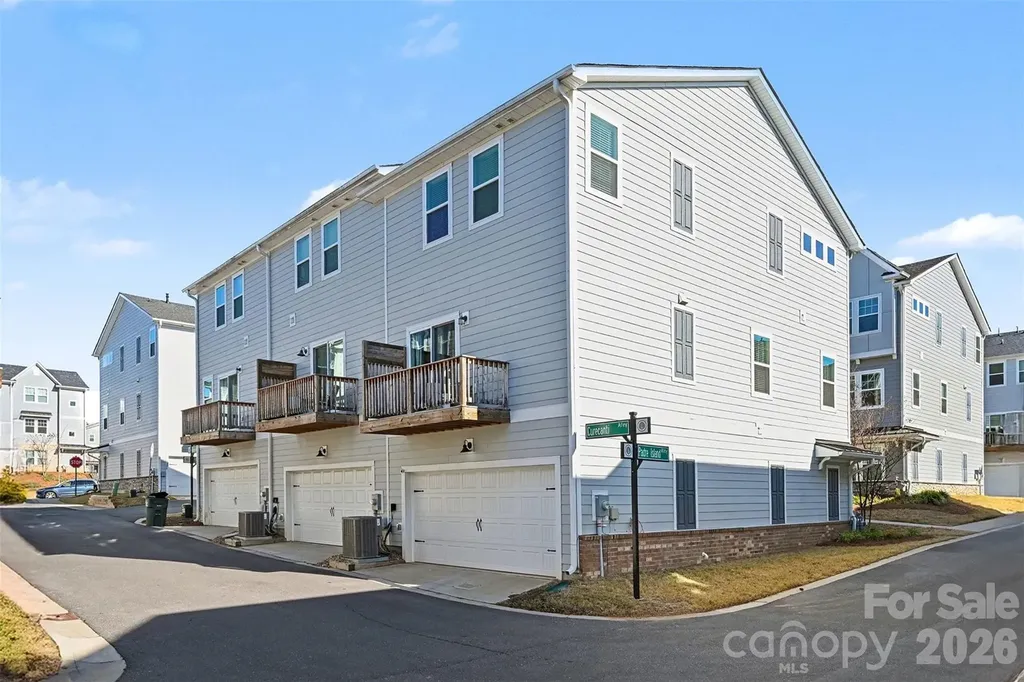 4012 Yucca Alley Charlotte NC 28217