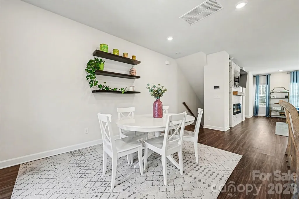 4012 Yucca Alley Charlotte NC 28217