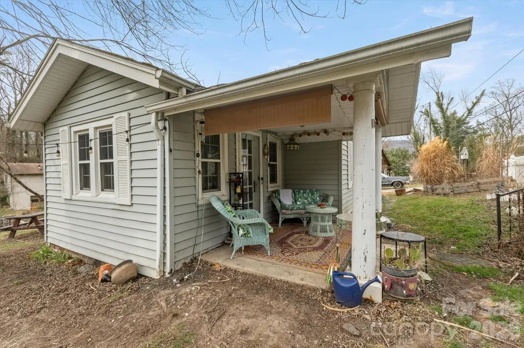 16 Sycamore Street Asheville NC 28804