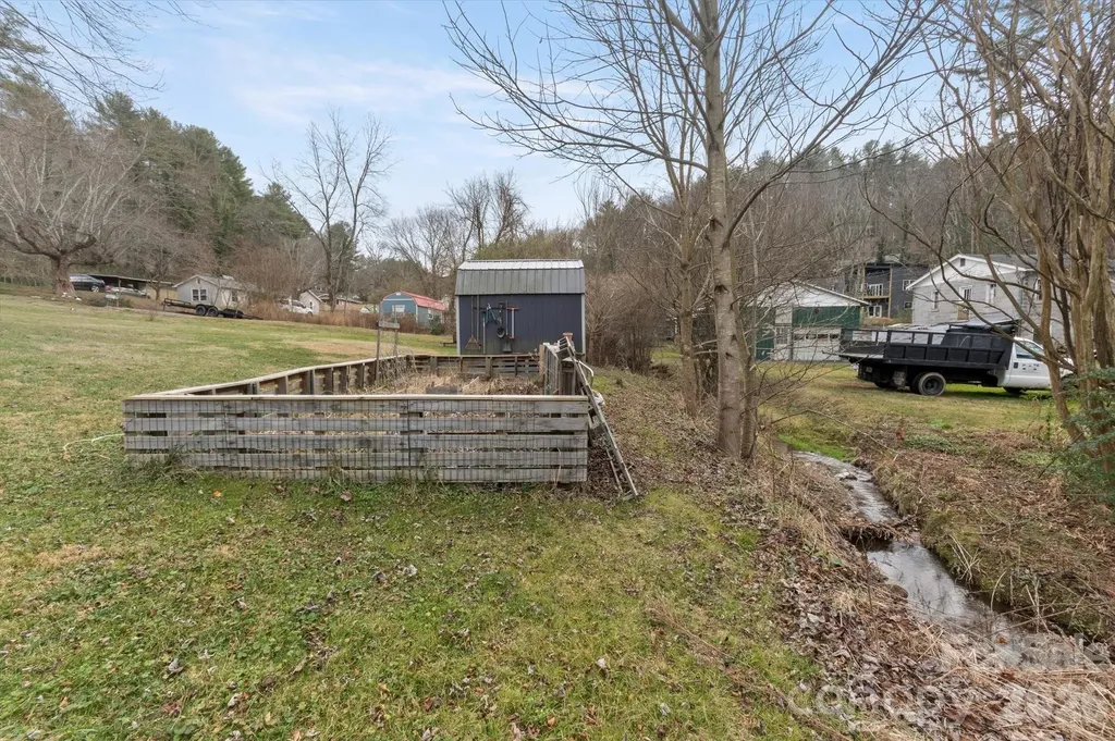 16 Sycamore Street Asheville NC 28804