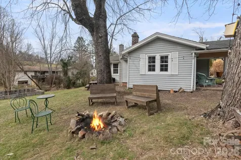 16 Sycamore Street Asheville NC 28804