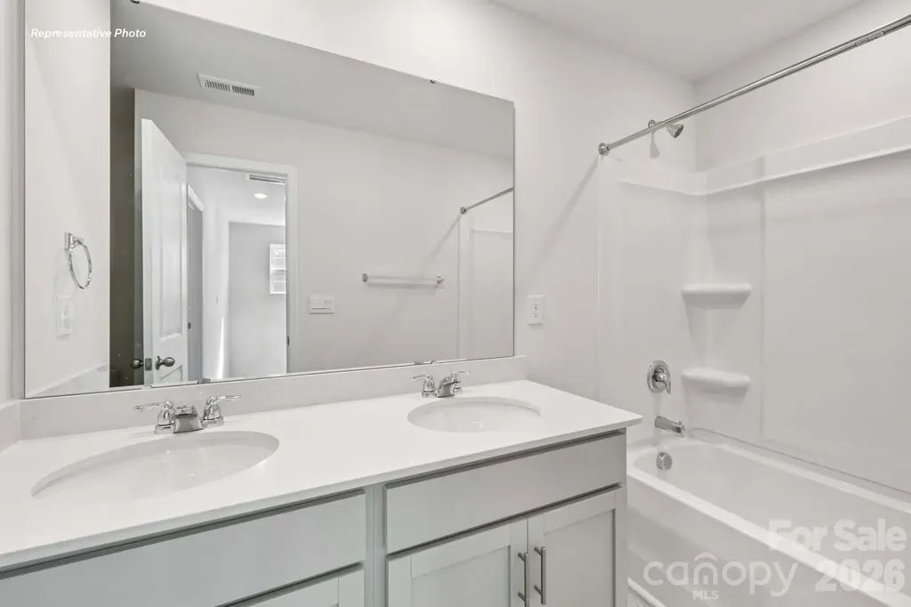 552 Dazzle Loop Newton NC 28658