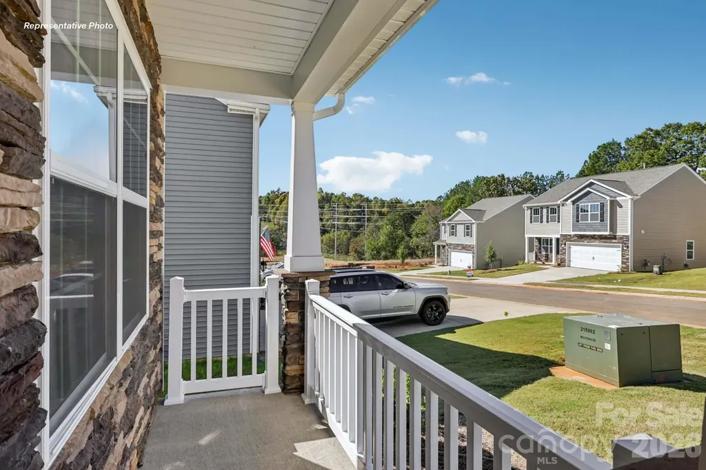 552 Dazzle Loop Newton NC 28658