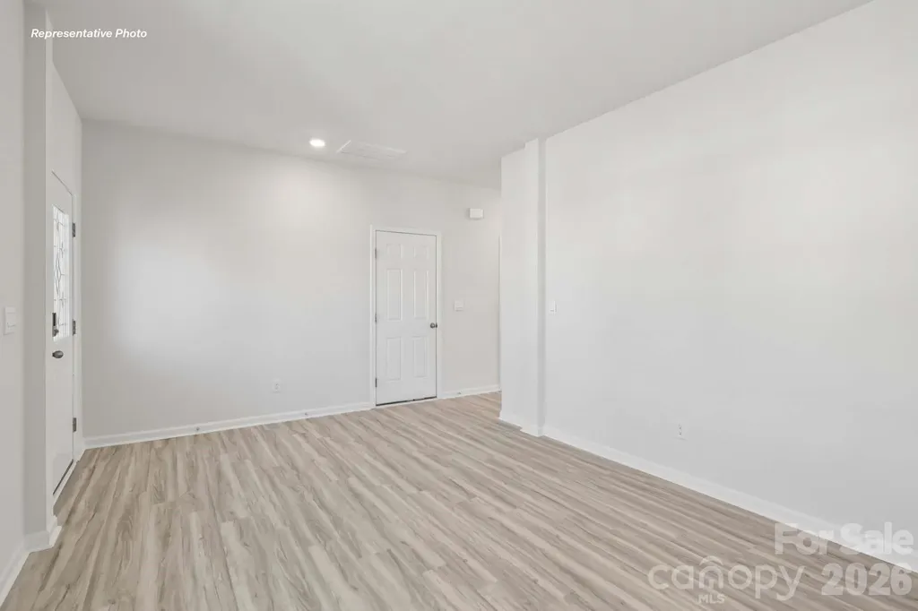 552 Dazzle Loop Newton NC 28658