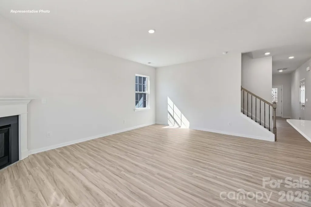 552 Dazzle Loop Newton NC 28658