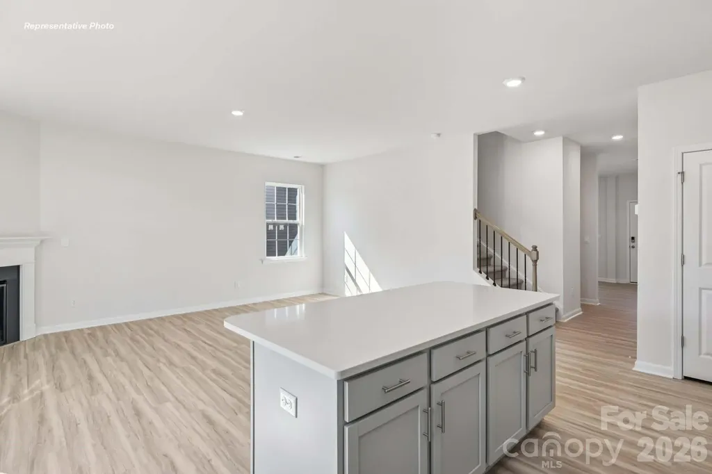552 Dazzle Loop Newton NC 28658