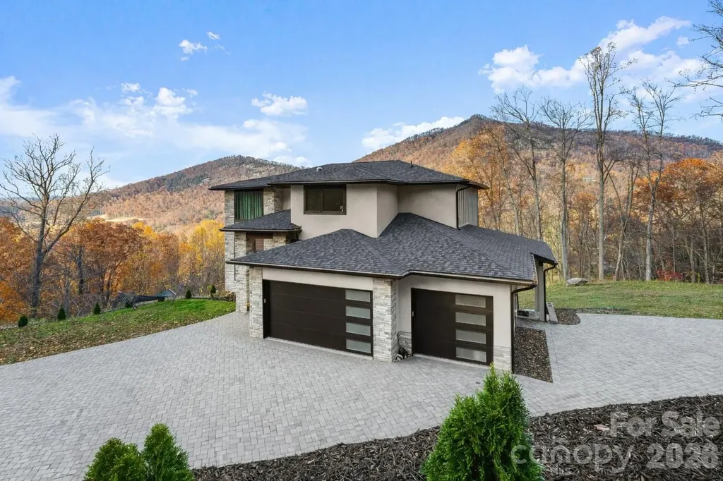 22 Chesten Mountain Drive Asheville NC 28803