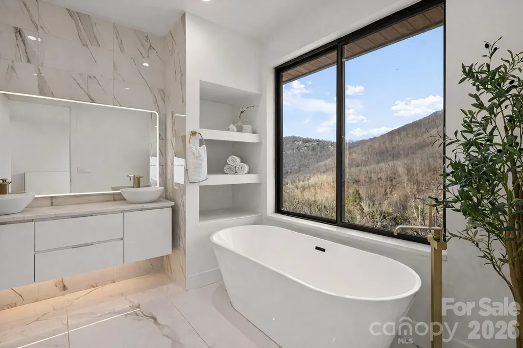 22 Chesten Mountain Drive Asheville NC 28803