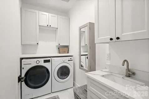 22 Chesten Mountain Drive Asheville NC 28803