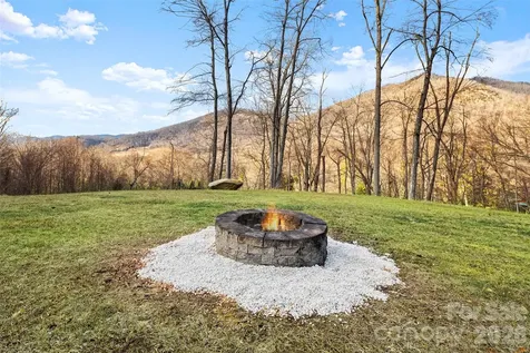 22 Chesten Mountain Drive Asheville NC 28803