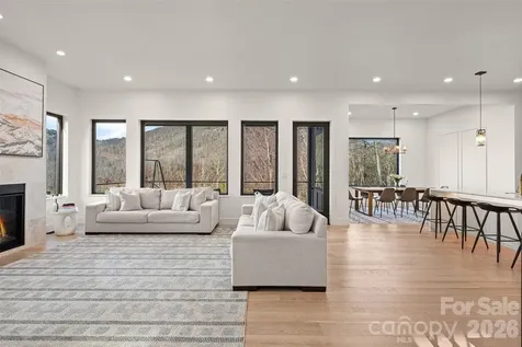 22 Chesten Mountain Drive Asheville NC 28803