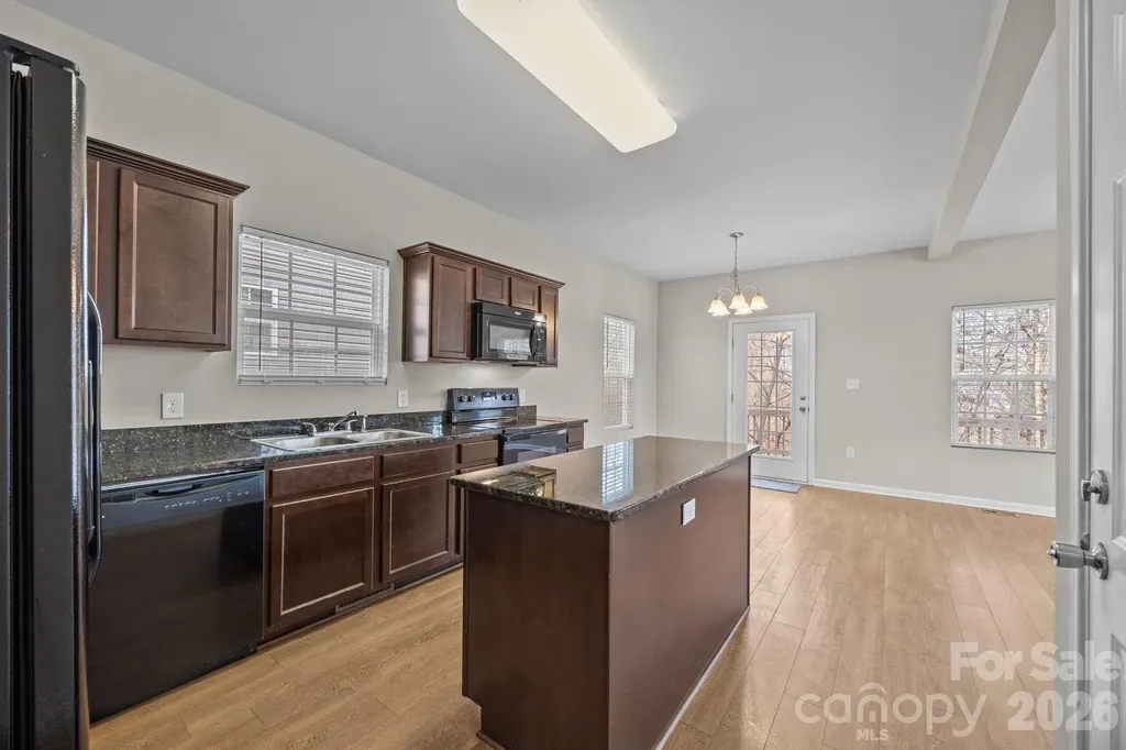115 Lookout Point Place Mooresville NC 28115