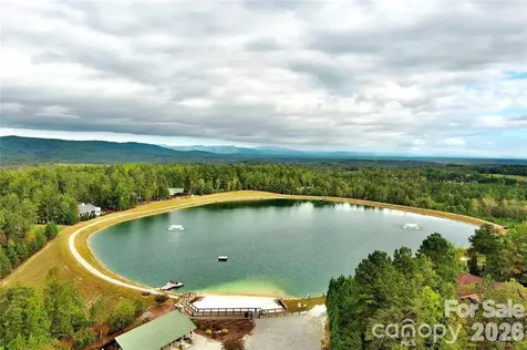 525 Mossy Oak Trail Nebo NC 28761