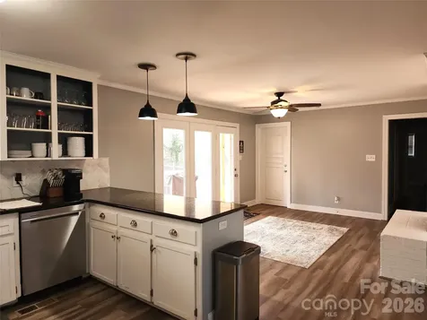 432 Virginia Avenue Statesville NC 28677