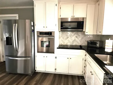 432 Virginia Avenue Statesville NC 28677