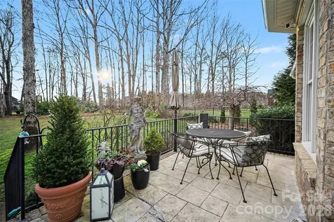 6722 Fox Ridge Circle Davidson NC 28036