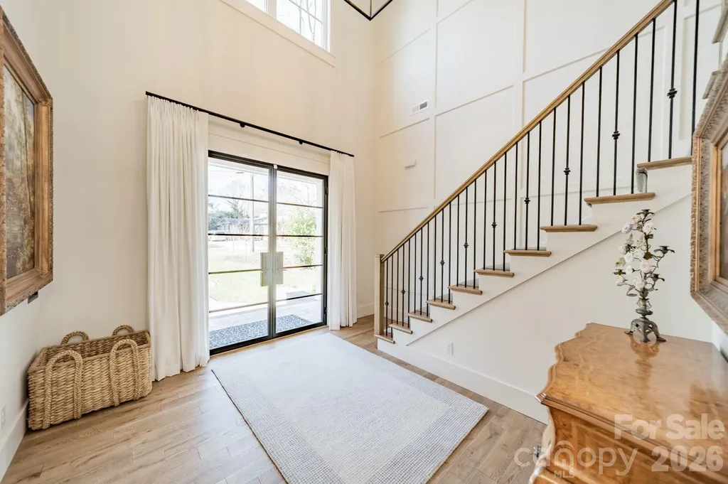 3319 Gresham Place Charlotte NC 28211