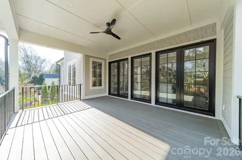 3319 Gresham Place Charlotte NC 28211