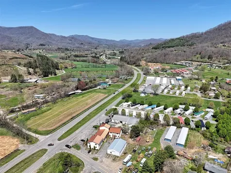 29 Asbury Road Waynesville NC 28785