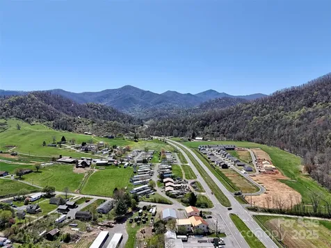 29 Asbury Road Waynesville NC 28785