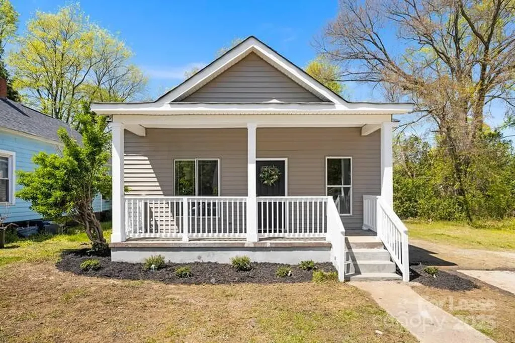 1806 Vinton Street Charlotte NC 28216