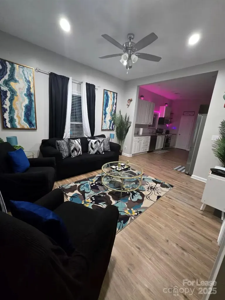 1806 Vinton Street Charlotte NC 28216