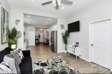 1806 Vinton Street Charlotte NC 28216
