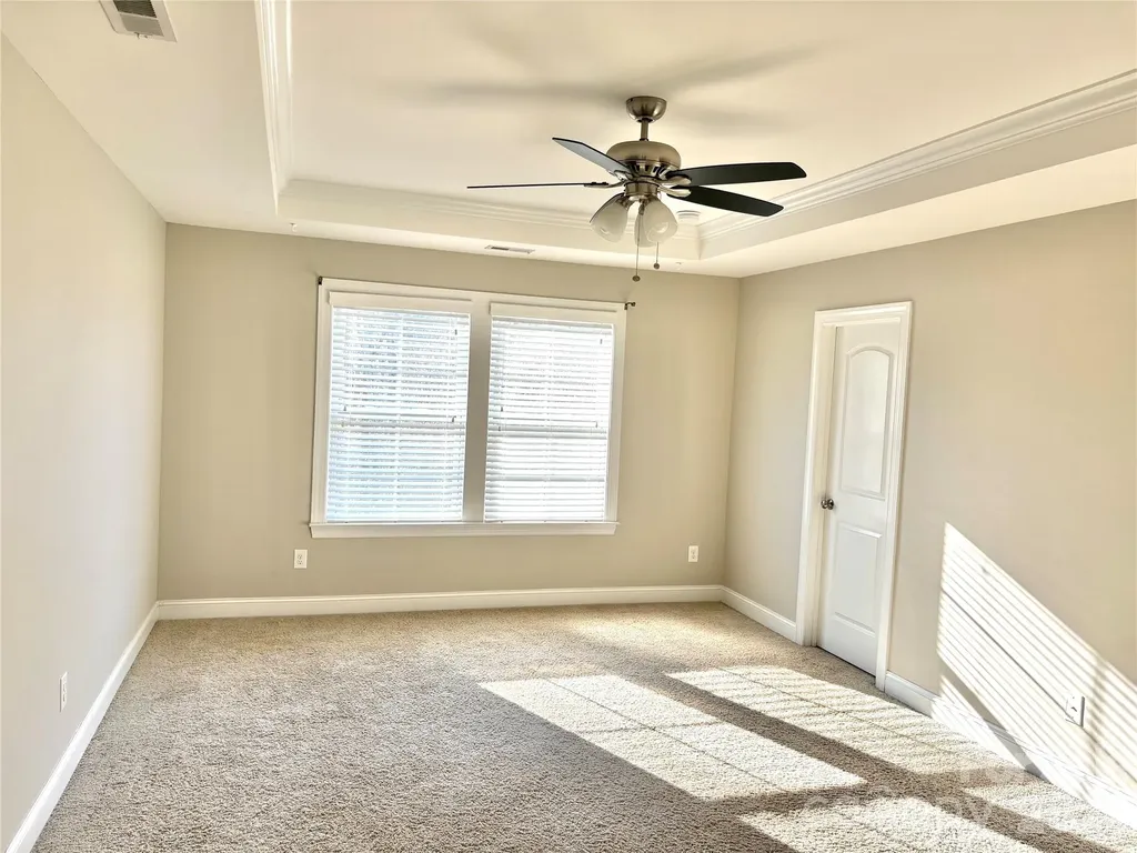 2736 Stonewood View Kannapolis NC 28081