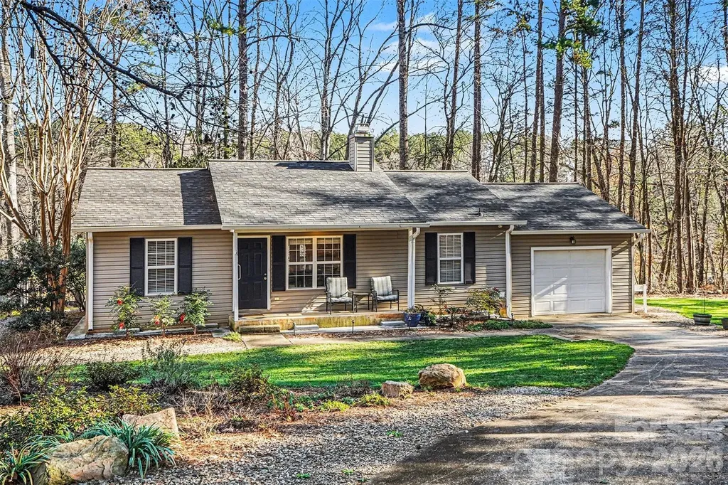 228 Creek View Road Mooresville NC 28117