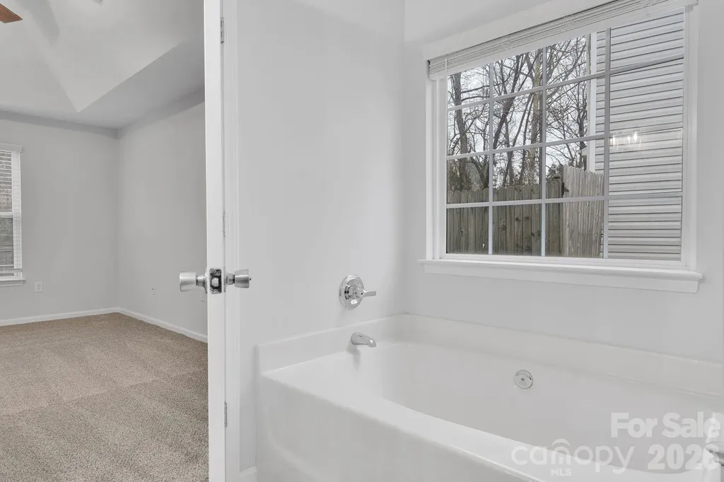 311 Margaret Kelly Court Charlotte NC 28216