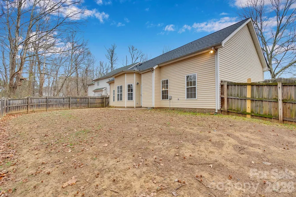 311 Margaret Kelly Court Charlotte NC 28216