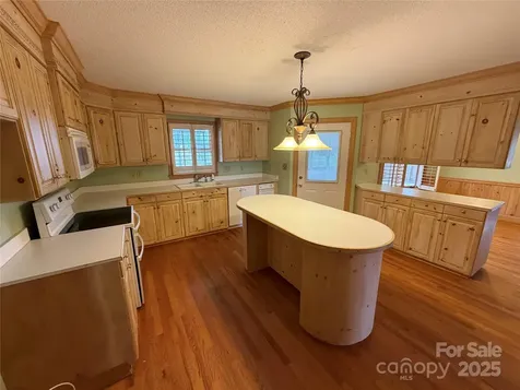 148 Buck Fraley Road Cherryville NC 28021