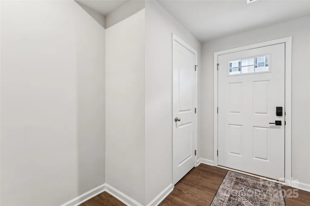 4113 Prusik Lane Charlotte NC 28269