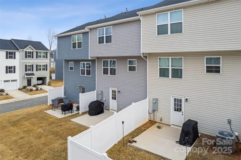 4113 Prusik Lane Charlotte NC 28269