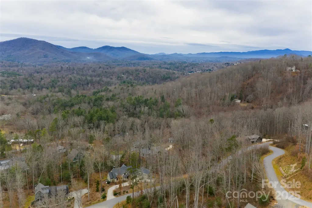 42 Towering Oaks Lane Asheville NC 28805
