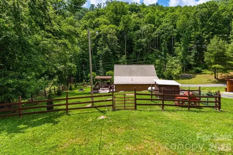 1010 And 1014 Melton Branch Road Bakersville NC 28705